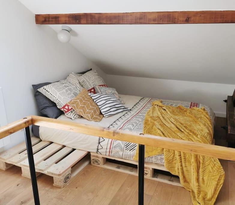 The Duplex Annecy Tgv; Vielle Ville Bagian luar foto